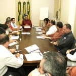 Prefeito reúne secretariado para discutir corte nos gastos públicos - Fotos: Wellington Barreto