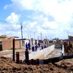 Revestimento do canal garante melhor qualidade de vida aos moradores do Ângela Catarina - Obra de revestimento do canal