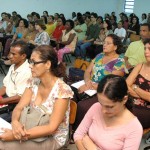 Coordenadores eleitos de escolas municipais tomaram posse ontem - Fotos: Silvio Rocha