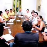 Prefeito em exercício reúne secretários para discutir últimos ajustes do Forró Caju 2005 - Fotos: Márcio Dantas