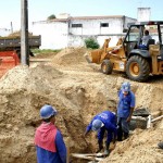 Prefeitura inicia recuperação de ruas no bairro Atalaia - Fotos: Wellington Barreto