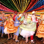 Quadrilha junina “Unidos em Asa Branca” participa do show de Targino Gondim - Fotos: Márcio Dantas
