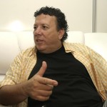 Gláucio Costa inicia sua apresentação no palco Luiz Gonzaga - Foto: Wellington Barreto