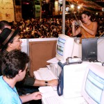 Prefeito Marcelo Déda acompanha transmissão do Forró Caju ao vivo pela internet - Fotos: Márcio Dantas