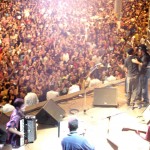 Fagner recebeu prefeito Marcelo Déda no final do seu espetáculo musical na noite de ontem - Foto: Wellington Barreto