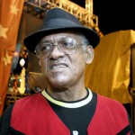 Público começa a chegar e o palco Gerson Filho já conta com apresentação do Trio Nordestino do Ritmo - Fotos: Márcio Garcez