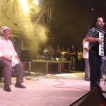 Dominguinhos sobe ao palco no Forró Caju 2005 - Dominguinhos anima o Forró Caju 2005