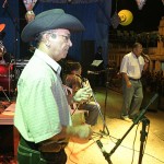 Carlos Moreno faz show pela primeira vez no Forró Caju - Foto: Márcio Garcez