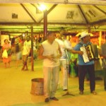 Festa junina anima os terminais de integração de ônibus - Fotos: Lindivaldo Ribeiro