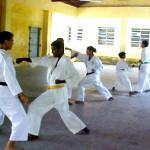 Alunos de Escola Municipal se preparam para competição nacional de Karatê - Fotos: Walter Martins
