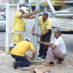 Locais de intenso trânsito recebem sinalização semafórica - Fotos: Lindivaldo Ribeiro