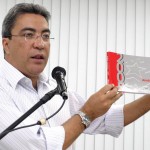 Prefeito deflagra processo de revisão do Plano Diretor de Aracaju lançando publicações  - Fotos: Márcio Dantas