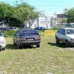 Veículos que fazem transporte irregular de passageiros foram apreendidos pela SMTT - Fotos: Lindivaldo Ribeiro