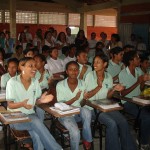 Aula de saúde bucal para alunos da escola 11 de Agosto  - Foto: Ascom/Sms
