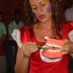Aula de saúde bucal para alunos da escola 11 de Agosto  - Foto: Ascom/Sms