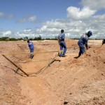 Obras de contenção no morro do Avião incluem construção de reservatórios  - Fotos: Wellington Barreto