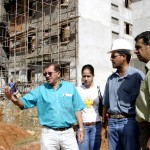 Representantes da Caixa e Prefeitura de Aracaju fazem vistoria em obras do PAR - Fotos: Wellington Barreto