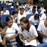 Integrantes do Projeto Jovem Aprendiz participam de palestra sobre a valorização do estágio - Fotos: Márcio Garcez