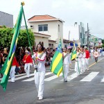 Desfile Civil apresenta os brasões do município  - Fotos: Wellington Barreto