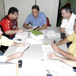 Prefeito autoriza convocação de licitação para limpeza urbana de Aracaju - Fotos: Márcio Dantas