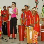 Espetáculo montado por integrantes do projeto Criança Cidadã é um exemplo de preservação da cultura popular - Fotos: Silvio Rocha