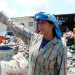 Parceria da Emsurb com a Care proporciona geração de renda a famílias do Santa Maria - Fotos: Wellington Barreto