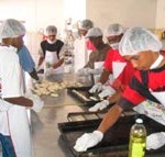 Flanelinhas participam de Curso de Padeiro oferecido pela Prefeitura de Aracaju  - Fotos: Ascom/Semasc