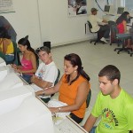Cursos de informática da PMA preparam alunos para o mercado de trabalho - Fotos: Silvio Rocha