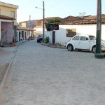 Moradores ganham qualidade de vida com calçamento de ruas no loteamento Manoel Garçom - Fotos: Márcio Garcez