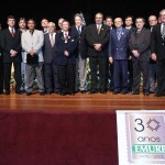Prefeito destaca responsabilidade social nas comemorações dos 30 anos da Emurb - Autoridades prestigiam festa da Emurb