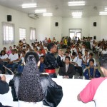 Projeto teatral estimula o conhecimento e o lazer entre alunos de escola municipal - Fotos: Walter Martins