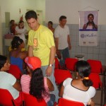 Secretário de Saúde esclarece dúvidas de usuárias nas Unidades de Saúde - Fotos: Ascom/SMS