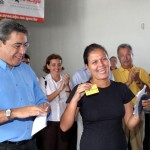 Prefeitura de Aracaju entrega hoje mais de 3 mil cartões do programa Bolsa Família  - Fotos: Márcio Dantas