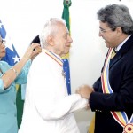 Prefeitura homenageia humanista Pierre Weil com Comenda da Ordem do Mérito Serigy - Fotos: Márcio Dantas