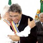 Prefeitura homenageia humanista Pierre Weil com Comenda da Ordem do Mérito Serigy - Fotos: Márcio Dantas