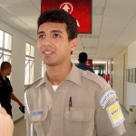 Guardas municipais e agentes de trânsito satisfeitos com decreto assinado pelo prefeito Marcelo Déda - Fotos: Wellington Barreto