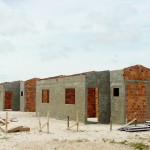 Prefeitura prossegue com obras de casas populares na área de expansão do Santa Maria  - Fotos: Wellington Barreto