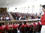 Crianças e adolescentes dos programas sociais da PMA exibem espetáculos para beneficiários do Bolsa Família - Fotos: Márcio Dantas