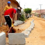 Ruas do conjunto Padre Pedro recebem serviços de terraplanagem e pavimentação - Fotos: Wellington Barreto