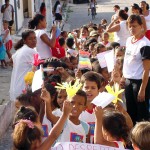 Alunos da escola Maria Clara Machado participam de marcha pela consciência negra - Fotos: Márcio Garcez