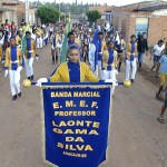 Prefeito faz entrega solene de troféus conquistados pela banda da Escola Municipal Laonte - Fotos: Márcio Garcez