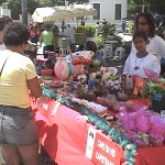 II Bazar de Natal dos Caps movimenta a praça Fausto Cardoso - Fotos: Ascom/SMS