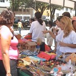 II Bazar de Natal dos Caps movimenta a praça Fausto Cardoso - Fotos: Ascom/SMS