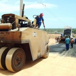 Prefeitura investe no recapeamento asfáltico do conjunto Padre Pedro - Fotos: Márcio Garcez