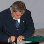 Prefeito recebe em Brasília prêmio Objetivos de Desenvolvimento do Milênio pelo projeto Coroa do Meio - Fotos: Márcio Dantas