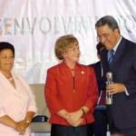 Prefeito recebe em Brasília prêmio Objetivos de Desenvolvimento do Milênio pelo projeto Coroa do Meio - Fotos: Márcio Dantas