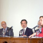 Exministro Adib Jatene explica a seleção dos premiados com o troféu ODM Brasil 2005 - Fotos: Márcio Dantas