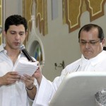 Marcelo Déda agradece conquistas e pede proteção para a cidade na missa de Natal da prefeitura - Fotos: Márcio Dantas