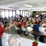 Prefeito reúne imprensa e anuncia calendário de inaugurações para o início de 2006  - Fotos: Márcio Dantas