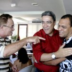 Prefeito reúne imprensa e anuncia calendário de inaugurações para o início de 2006  - Fotos: Márcio Dantas